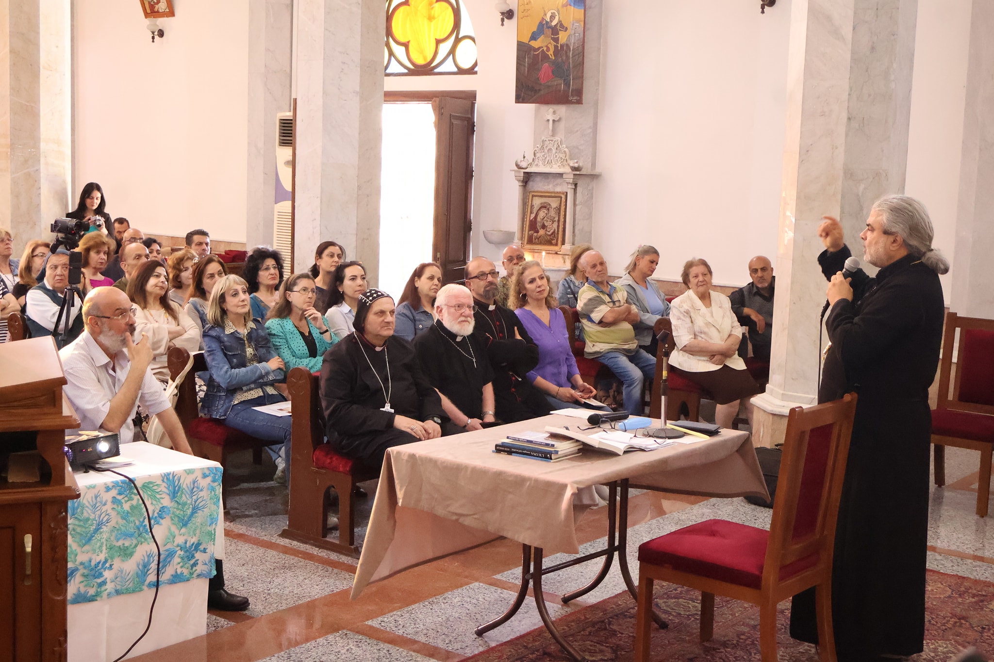 / الأيقـــونة نافــــذة لاهوتيـــة /محاضـرة ألقاها الأرشمندريت تيوفيلس جابر ليوس