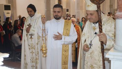 في عيد القديس أفرام السرياني… سيامة إنجيلية للشماس كنان مبيض في كاتدرائية الروح القدس بحمص