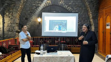حوار جمع بين الشغف الرياضي والقيم الإنسانية، استضافته مطرانية السريان الكاثوليك بحمص و قدّمه الصحافي الرياضي همام كدر